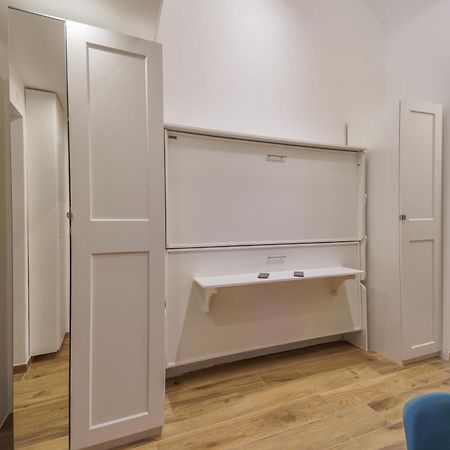 Live Suite Napoli Exterior foto