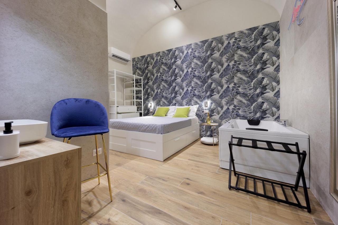 Live Suite Napoli Exterior foto