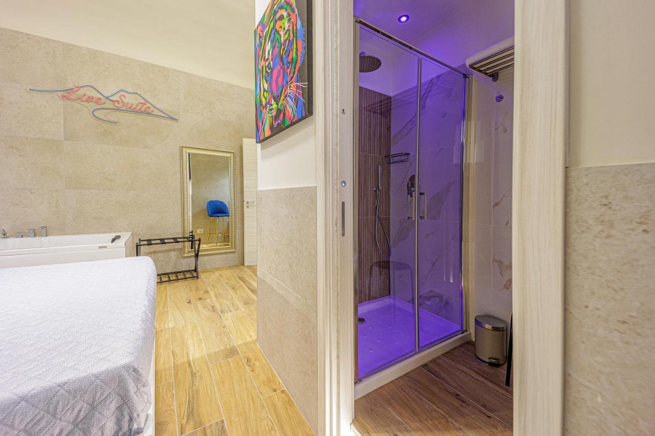 Live Suite Napoli Exterior foto