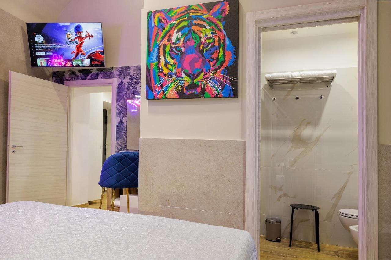 Live Suite Napoli Exterior foto