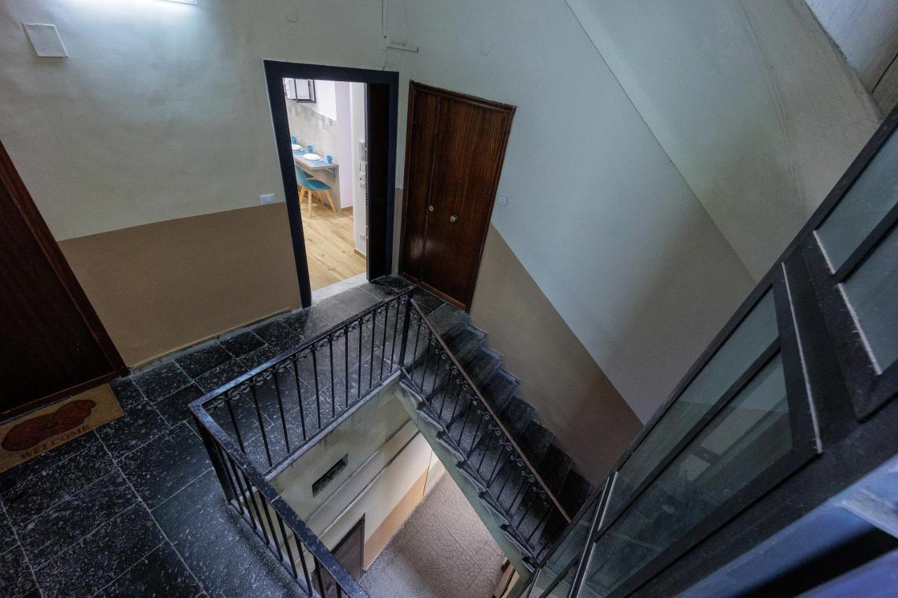 Live Suite Napoli Exterior foto