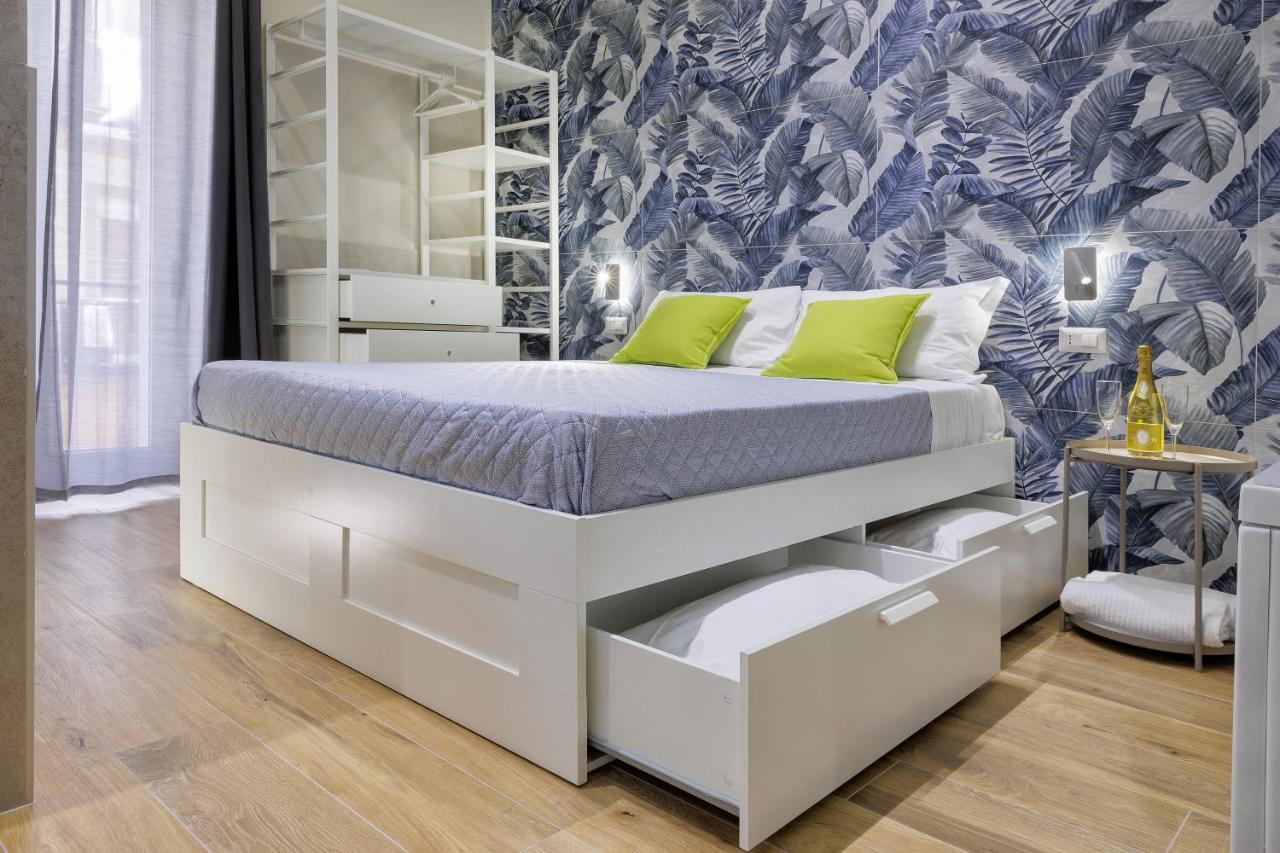 Live Suite Napoli Exterior foto