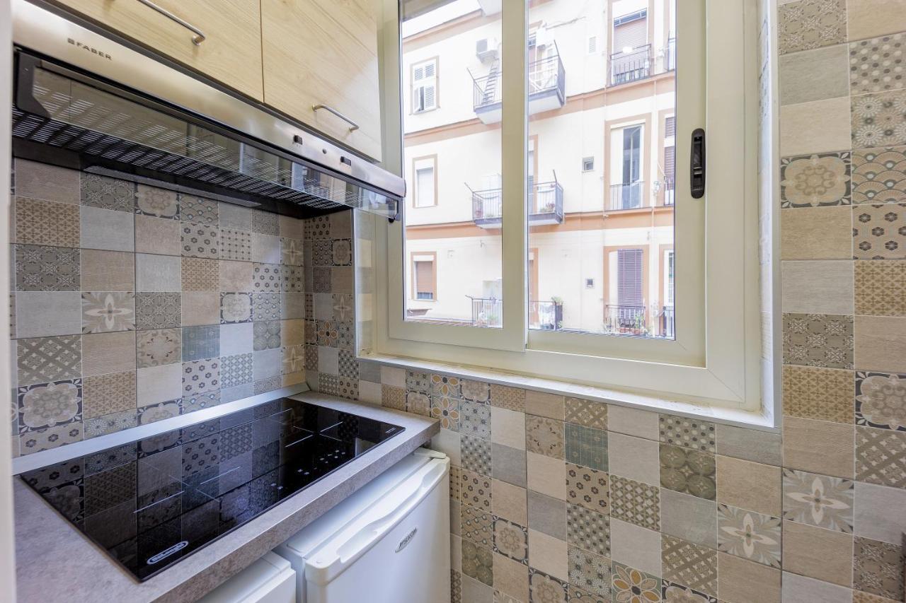 Live Suite Napoli Exterior foto